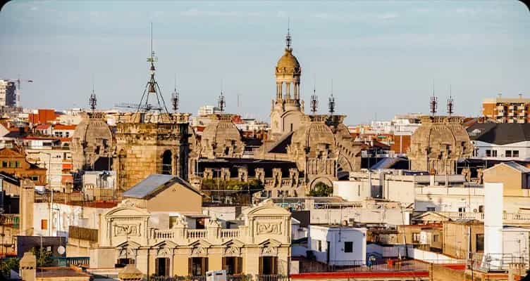 Tejados y cúpulas de edificios históricos